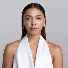 قم بتحميل الصورة إلى عارض الصور، خافي العيوب 50